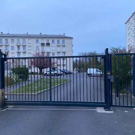 Bel F3 Quartier Pignoux 1 Km Centre Ville Bourges Exterior foto